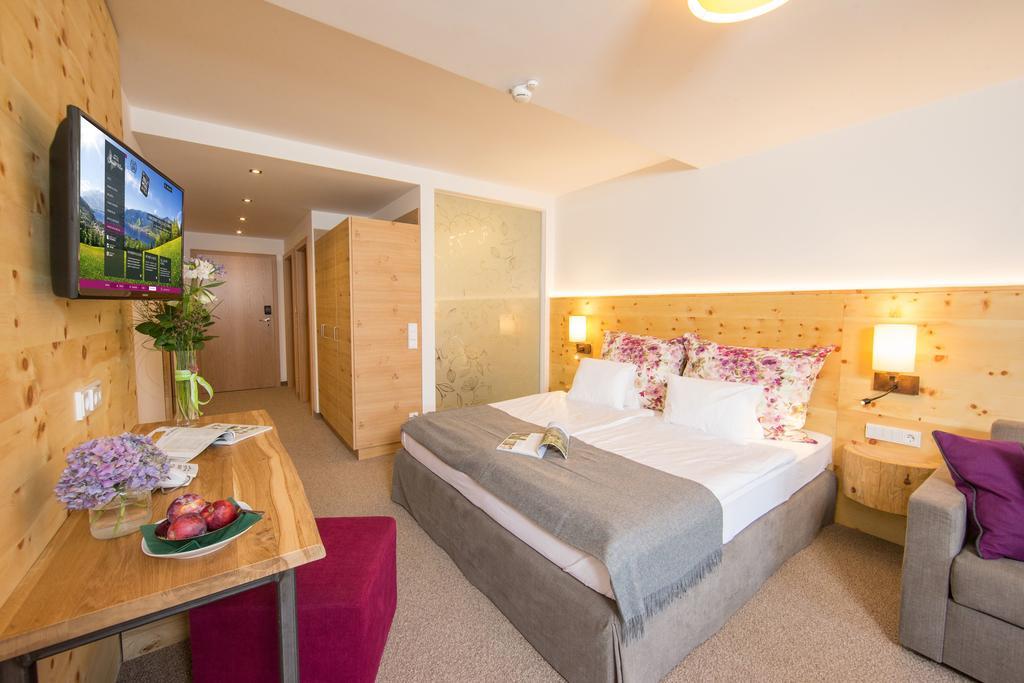 Hotel Stadt Wien Zell am See Habitación foto